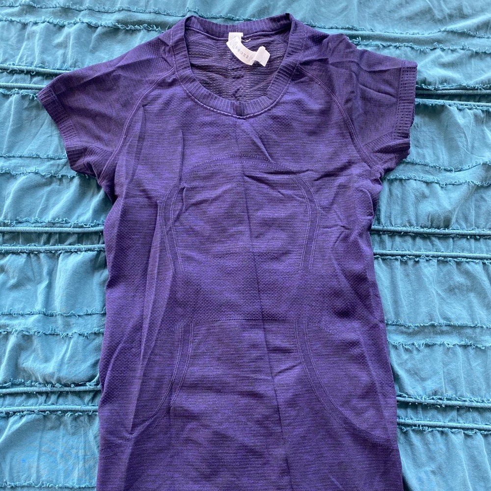 Lululemon Swiftly Tech short sleeve top